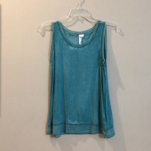 Cable & Gauge beautiful green XS tank {136}